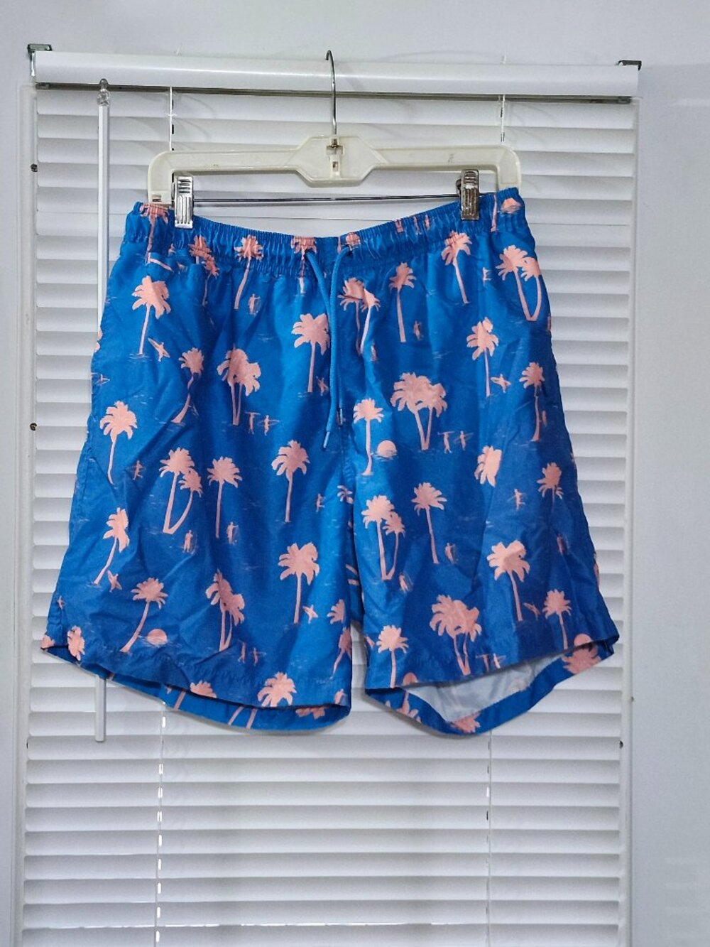 Free Plant mans palm tree swim trunks  size xl